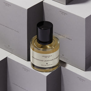L’ensemble Nº16 Cedarwood Leather Tobacco